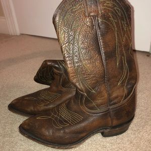 Frye Cowboy boots size 7.5 Women